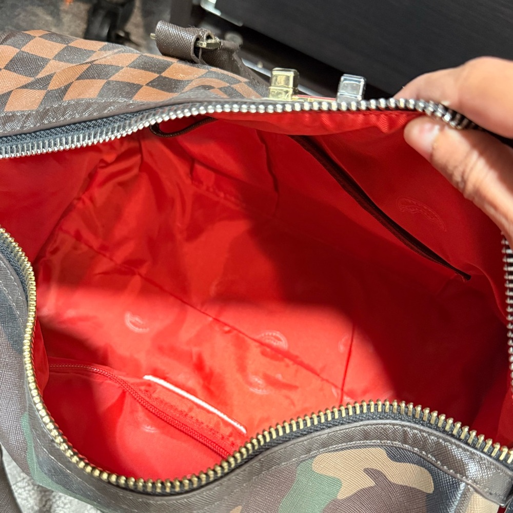 Sprayground Handbag - Picture 3 of 5